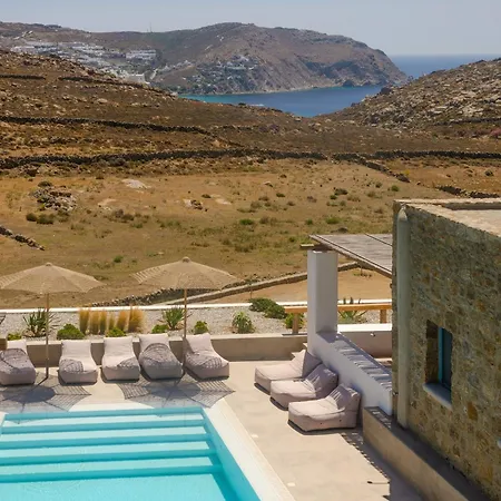 Anemela & Mykonos شقة
