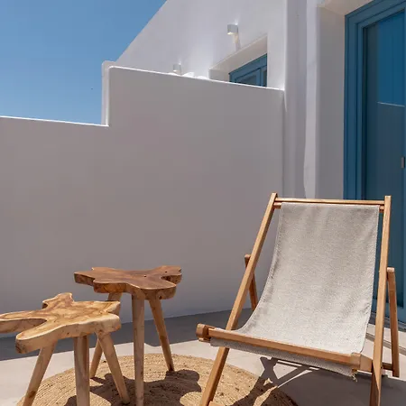 Anemela & Mykonos